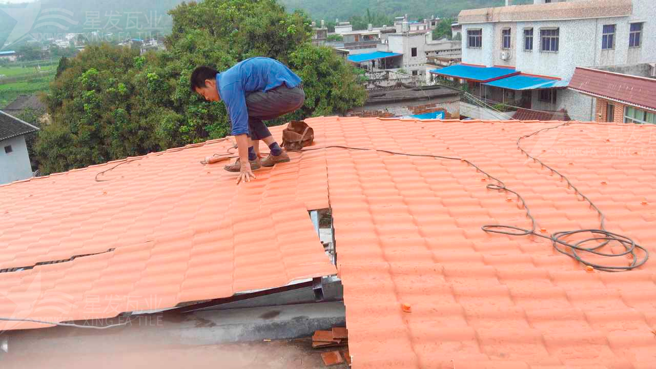 榆林屋顶铺设安装合成树脂瓦时，牢牢记住这3点，就不怕屋顶出问题！